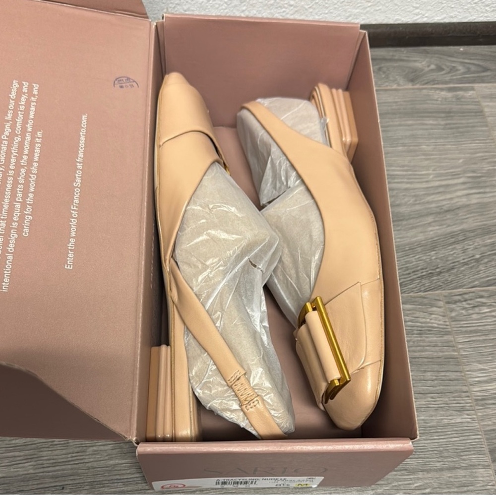 Sarto by Franco Sarto Tracy Slingback Flats with Gold Accent in Nude size 8.5